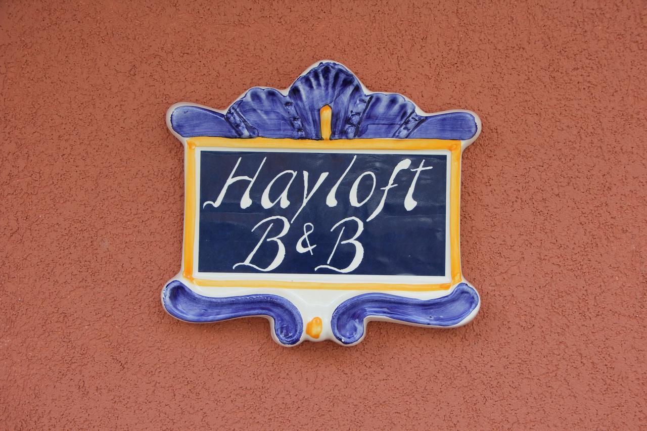 Hayloft Bed and Breakfast Cornaredo Exteriör bild