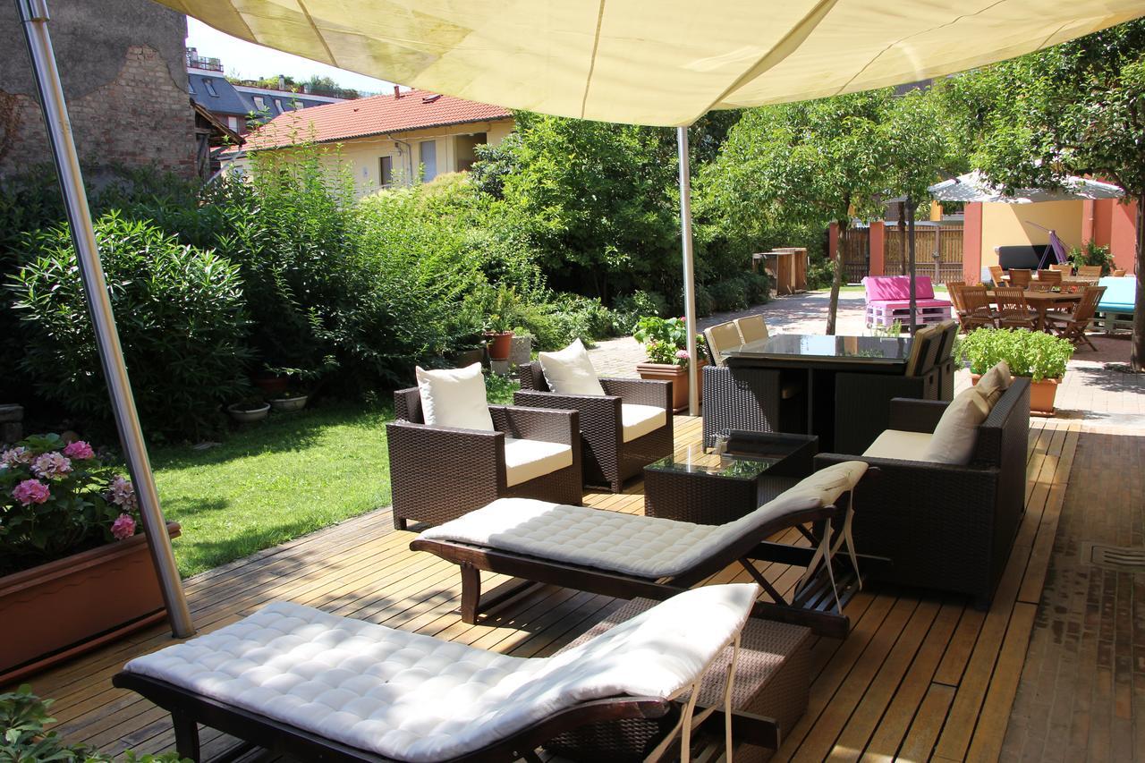 Hayloft Bed and Breakfast Cornaredo Exteriör bild